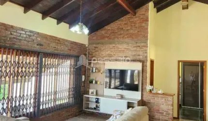 Casa à Venda por R$640.000,00 - Salgado Filho - Gravataí, RS