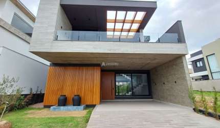 Casa à Venda por R$2.090.000,00, 238,00m² - Centro - Gravataí, RS