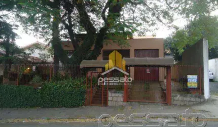 Casa à Venda por R$2.400.000,00 - Centro - Gravataí, RS