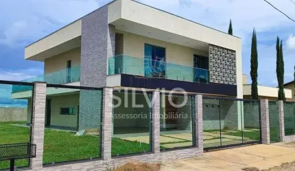 Excelente sobrado com 4 quartos na Quadra 107 – Condomínio Boa Vista.