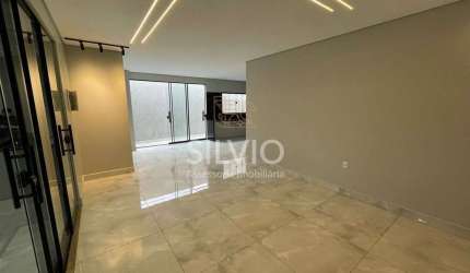 Casa 3 Suítes - Moderna e Bem Localizada na QNL 1