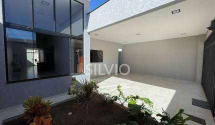 Linda Casa na 26 de Setembro - 3 Suítes, Moderna e Bem Localizada