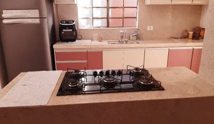 Linda Casa Bairro Alvorada 3/4, Piso Porcelanato, Cozinha Planejada