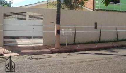 EXCELENTE CASA NO CONJUNTO SANTO ANTÔNIO