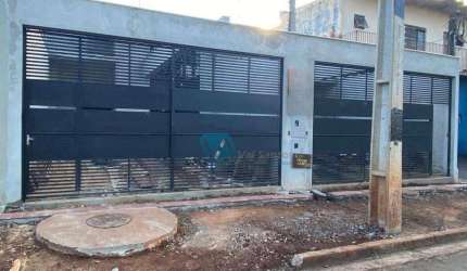 Casa com 3 dormitórios à venda, 100 m² por R$ 550.000 - Aeroporto - Londrina/PR