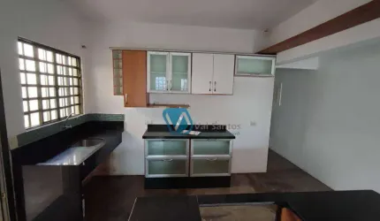 Casa com 3 dormitórios para alugar por R$ 1.900,01/mês - San Fernando - Londrina/PR