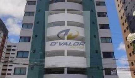 Vendo apto com 158 m2, varanda, 4 suítes, sala para 2 ambientes, lavabo, cozinha, área de serviço e DCE.