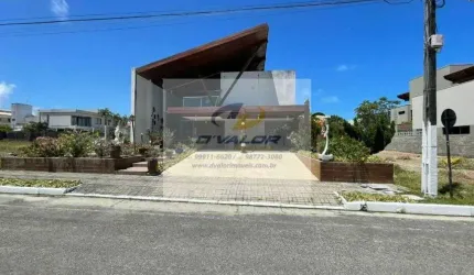 Vendo casa em condomínio fechado, com 360 m2, 5 quartos sendo 4 suítes, sala p/ 3 ambientes, 4 vgs