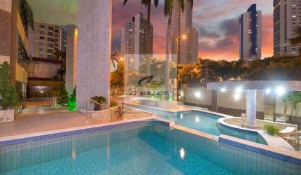 Vendo apartamento de luxo, com 380’m², ampla varanda gourmet, 4 suítes e 4 vagas