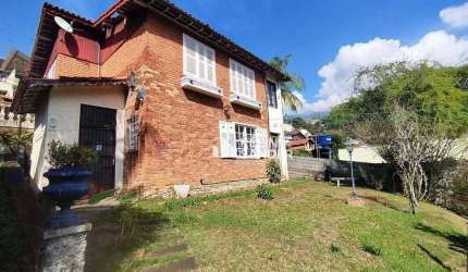 Casa com 4 dormitórios à venda, 120 m² por R$ 695.000 - Cônego - Nova Friburgo/RJ