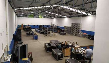 Galpão à venda, 556 m² por R$ 1.750.000,00 - Praça da Furunfa - Nova Friburgo/RJ