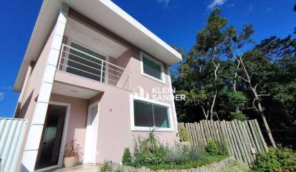 Casa com 3 dormitórios à venda, 121 m² por R$ 850.000,00 - Cascatinha - Nova Friburgo/RJ