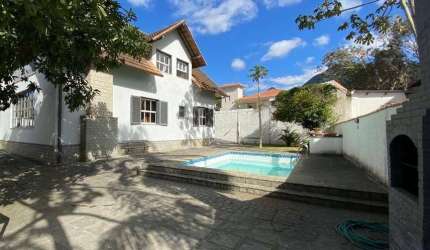 Casa à venda, 248 m² por R$ 1.645.000,00 - Cônego - Nova Friburgo/RJ