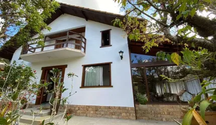 Casa à venda, 320 m² por R$ 1.400.000,00 - Ponte da Saudade - Nova Friburgo/RJ