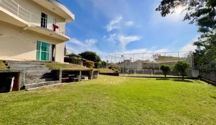 Casa com 3 dormitórios à venda, 270 m² por R$ 1.800.000,00 - Condomínio Villagio di Verona - Vinhedo/SP