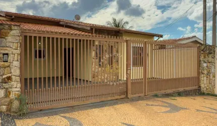 CASA TÉRREA COM PISCINA À VENDA NO JARDIM NOVA EUROPA, CAMPINAS/SP