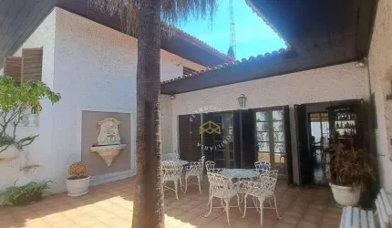 CASA A VENDA COMERCIAL OU RESIDENCIAL EM FRENTE LAGOA DO TAQUARAL