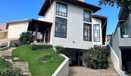 Casa com 3 dormitórios à venda, 323 m² por R$ 2.200.000,00 - Estância Recreativa San Fernando - Valinhos/SP