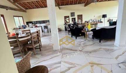 Sítio com 6 dormitórios à venda, 35000 m² por R$ 1.915.000,00 - Centro - Mombuca/SP
