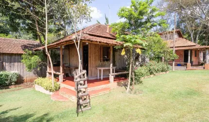 Casa com 2 quartos para alugar na Estrada Jucá Mingote, 12, Centro, São Jerônimo da Serra, 54 m2 por R$ 2.000
