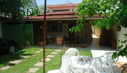 Casa com 4 dormitórios à venda, 180 m² por R$ 799.000 - Centro - Bertioga/SP