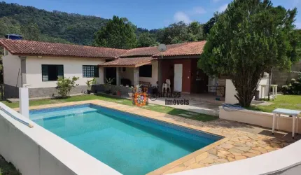 Chácara com 2 dormitórios à venda, 3000 m² por R$ 600.000 - Piracaia - Piracaia/SP