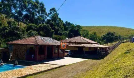 Chácara com 3 dormitórios à venda, 8000 m² por R$ 680.000,00 - Pinhal Grande - Toledo/MG