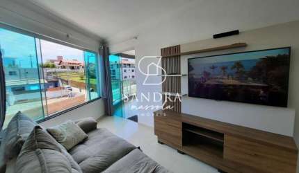 Espaçoso apartamento de frente e perto do mar