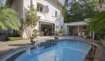 Casa com 4 suítes à venda, 545 m² por R$ 4.500.000 - Jardim Guedala - São Paulo/SP