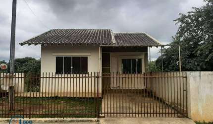 Casa com 2 dormitórios para alugar por R$ 700,00/mês - Lagoa - Irati/PR