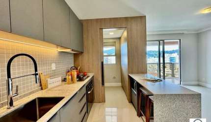Apartamento com 2 quartos para alugar na Rua Doutor Armínio Tavares, 176, Centro, Florianópolis por R$ 11.846