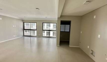 Apartamento com 2 quartos para alugar na Rua Orlando Odilio Koerich, 307, Jardim Atlântico, Florianópolis por R$ 4.200