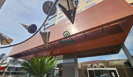 Sala comercial para alugar na Rua General Liberato Bittencourt, 1475, Estreito, Florianópolis por R$ 4.050