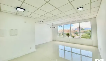 Sala comercial à venda na Rua Sebastião Furtado Pereira, 60, Barreiros, São José