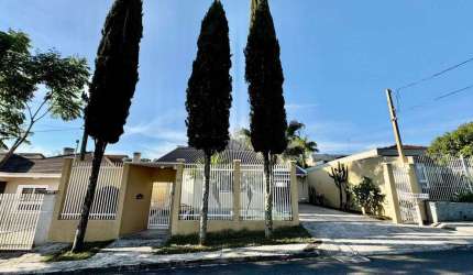 Sobrado com 4 quartos, Aristocrata, São José dos Pinhais - R$ 1.79 mi, Cod: SO0040