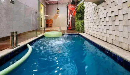 casa sobrada com piscina