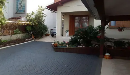 Casa com 3 quartos à venda na Rua Tupanciretã, 125, Ideal, Novo Hamburgo por R$ 850.000