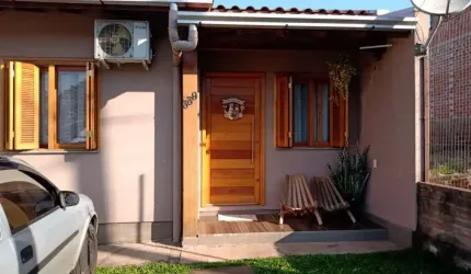 Casa com 2 quartos à venda na Rua Doutor Carlos Meine, 339, Boa Saúde, Novo Hamburgo por R$ 210.000