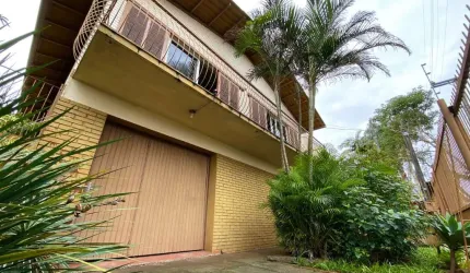 Casa com 3 quartos à venda na Camaquã, 121, Primavera, Novo Hamburgo por R$ 477.000