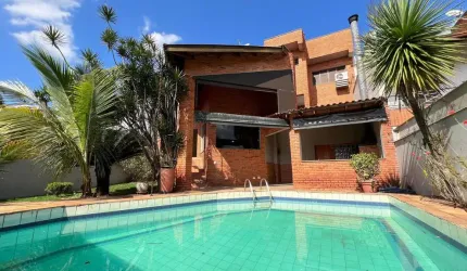 Casa | 4 Quartos | 376 m² | Venda e Locação