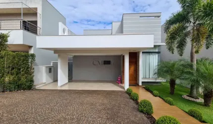 Casa em condomínio à venda - 180 mt²