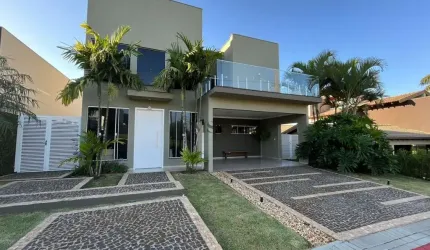 Casa à venda no Condomínio Sun Lake - 3 quartos
