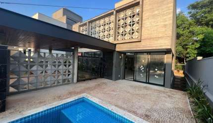 Casa no Alphaville de 320 m² para  locação