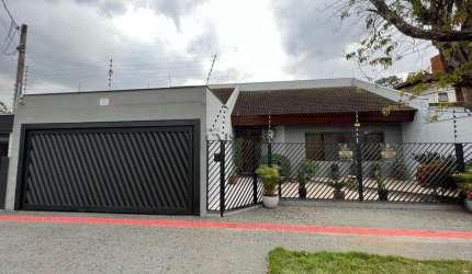 Casa para venda e aluguel  - 4 suítes