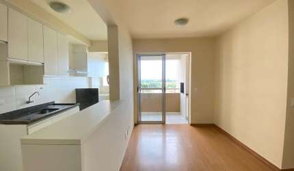 Apartamento com 3 quartos para alugar - 69m²
