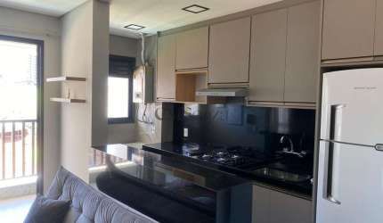 Apartamento com 1 quartos  para alugar - 43m²