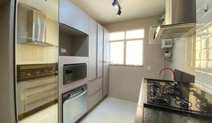 Apartamento com 2 quartos para locação - 84m²