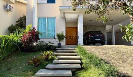 Casa à venda em Londrina, Esperança, com 4 quartos, com 259 m², Condomínio Royal Forest