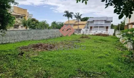 Terreno à venda na Praia Brava, Florianópolis  por R$ 1.400.000