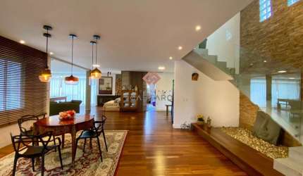 Casa com 5 quartos à venda em Jurerê Internacional, Florianópolis , 388 m2 por R$ 4.500.000